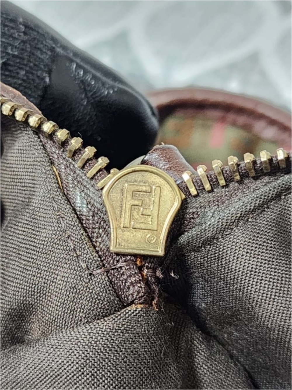 Authentic Fendi Zucchino Canvas and Leather Shoulder Bag Multicolor - Picture 5 of 14